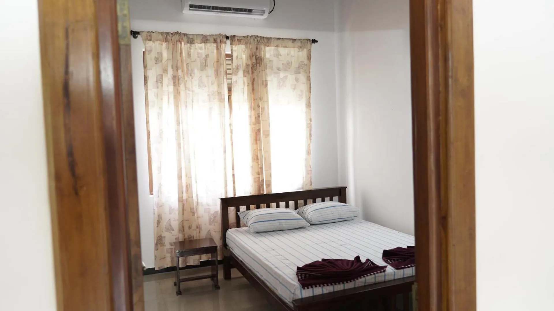 Araliya Golden Hotel 니곰보